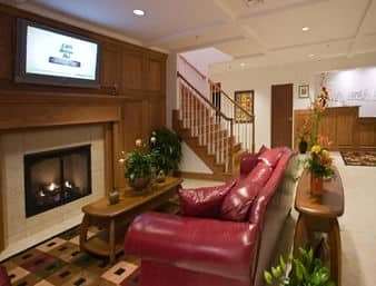Grand Hotel (ex. Howard Johnson Spring City) 8/10