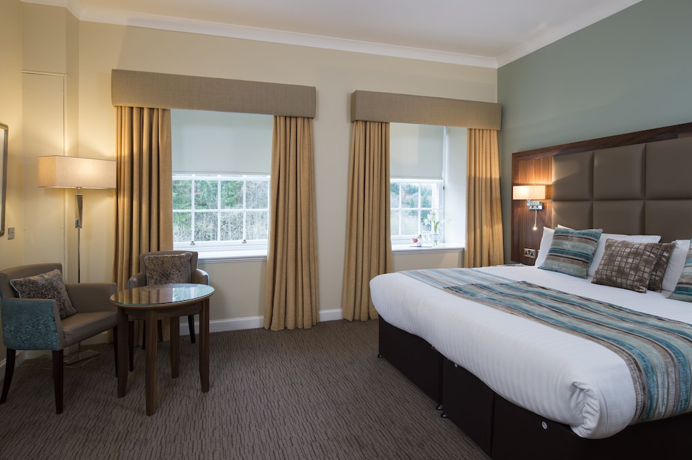 DELUXE, DOUBLE BED