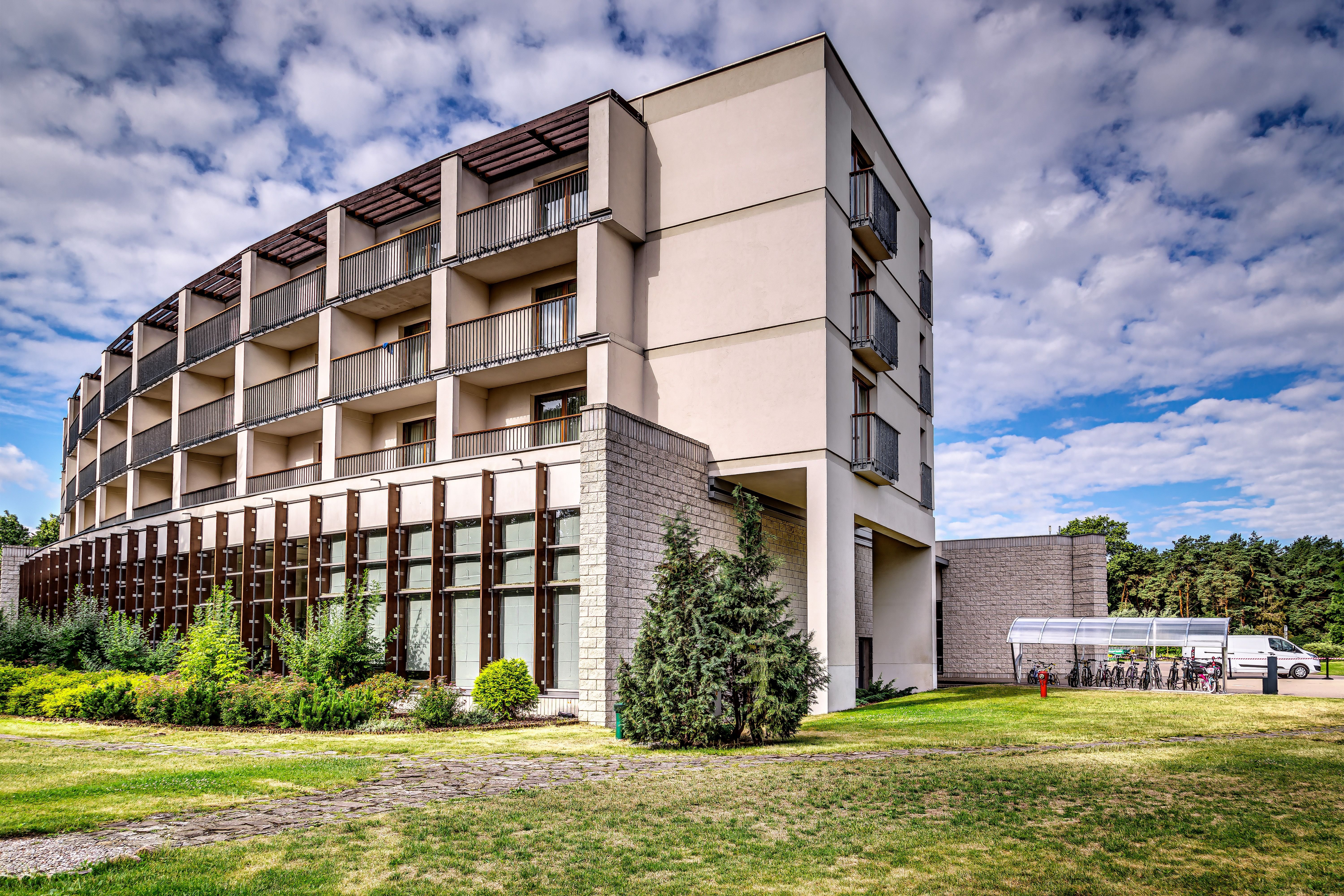 Holiday Inn Warsaw Jozefow 4/50