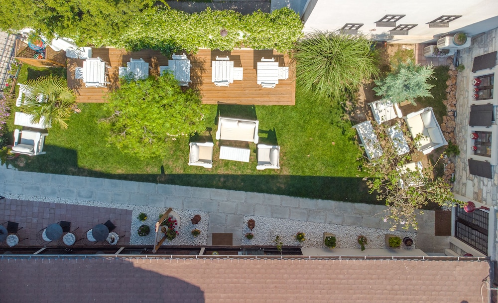 Urla Tas Konak Otel 36/50