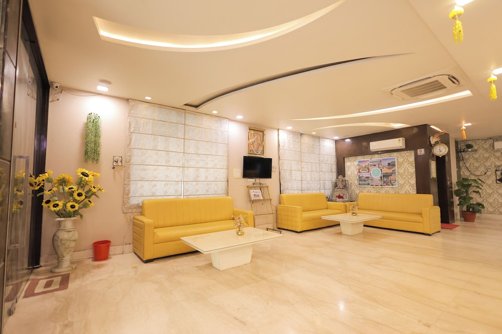 Hotel Krishnam 30/50