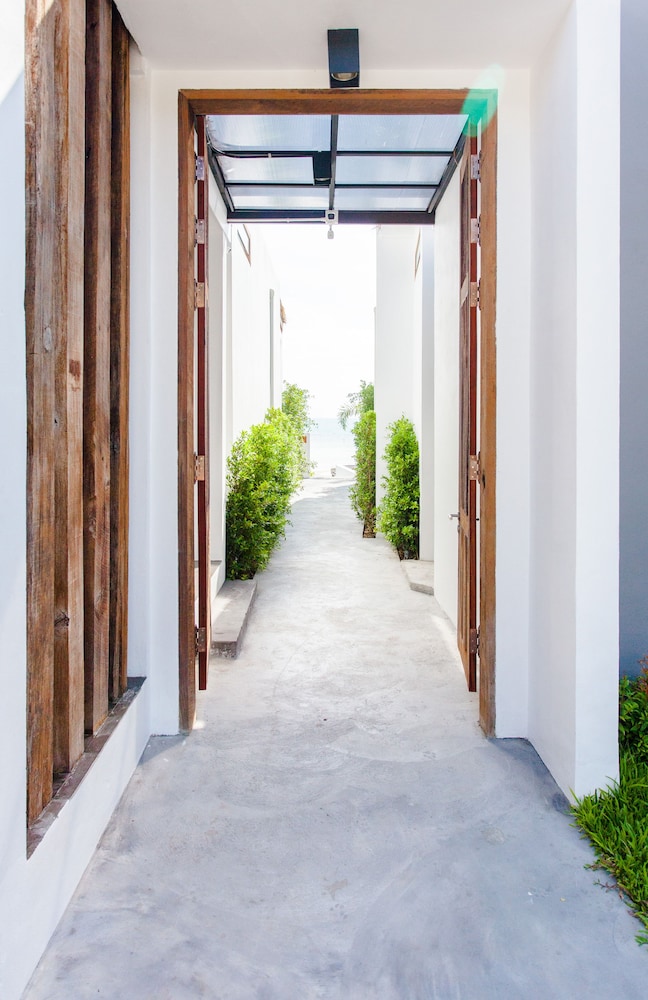 The Humble Villas 23/36