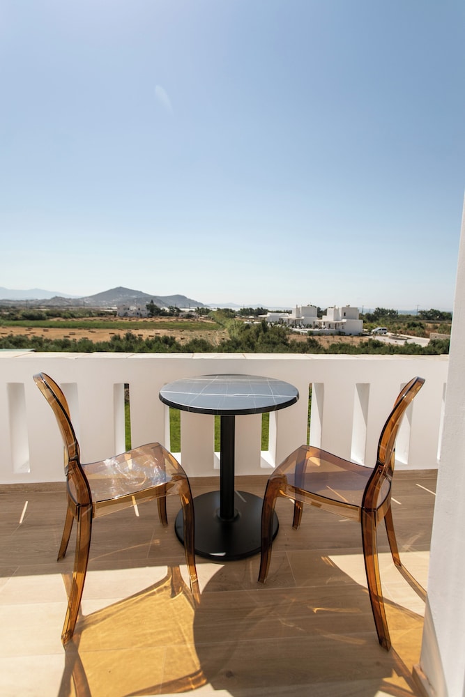 Iphimedeia Apartments Suites 70/75
