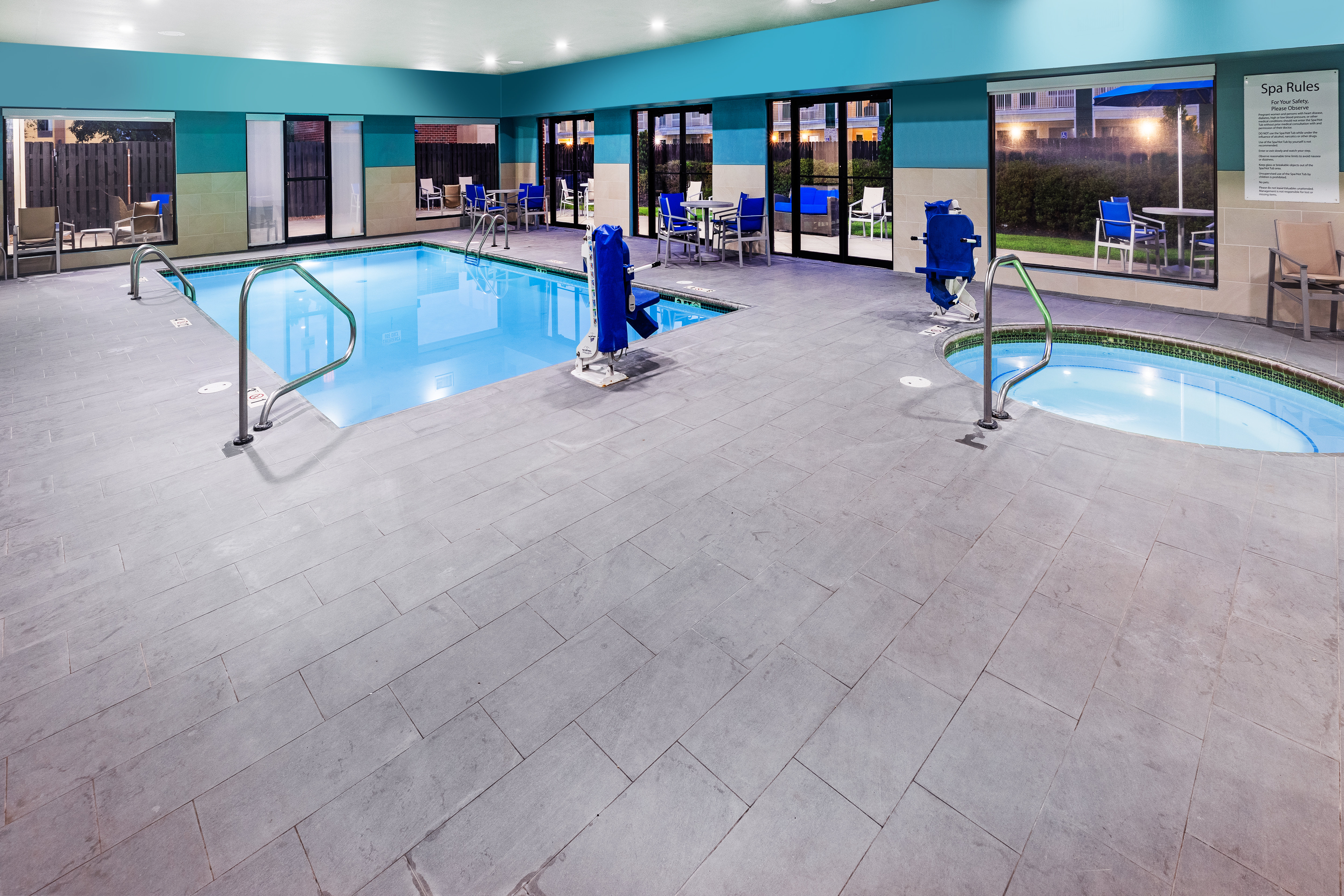 Holiday Inn Express & Suites Sulphur (Lake Charles) 48/50