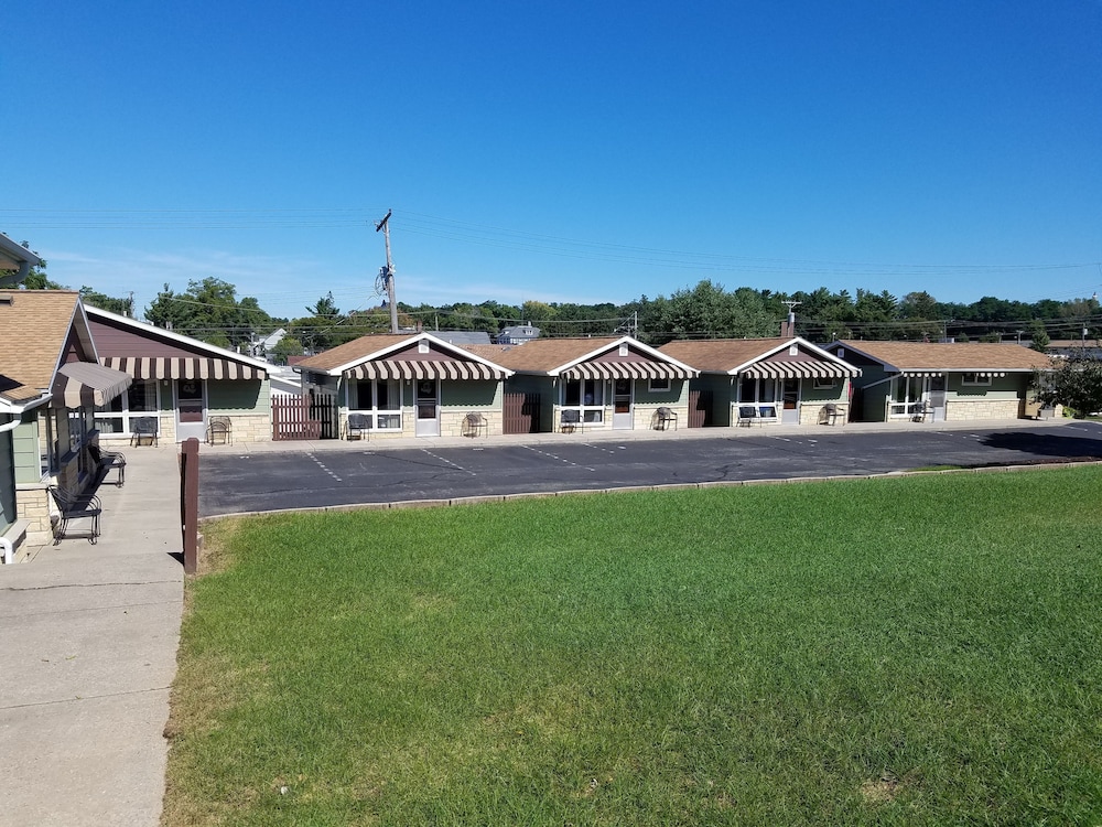 Black Hawk Motel 41/50