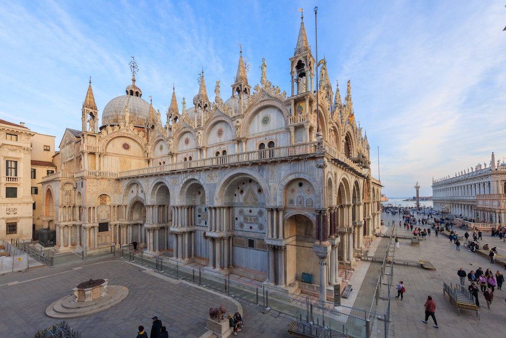 Relais Piazza San Marco 28/39