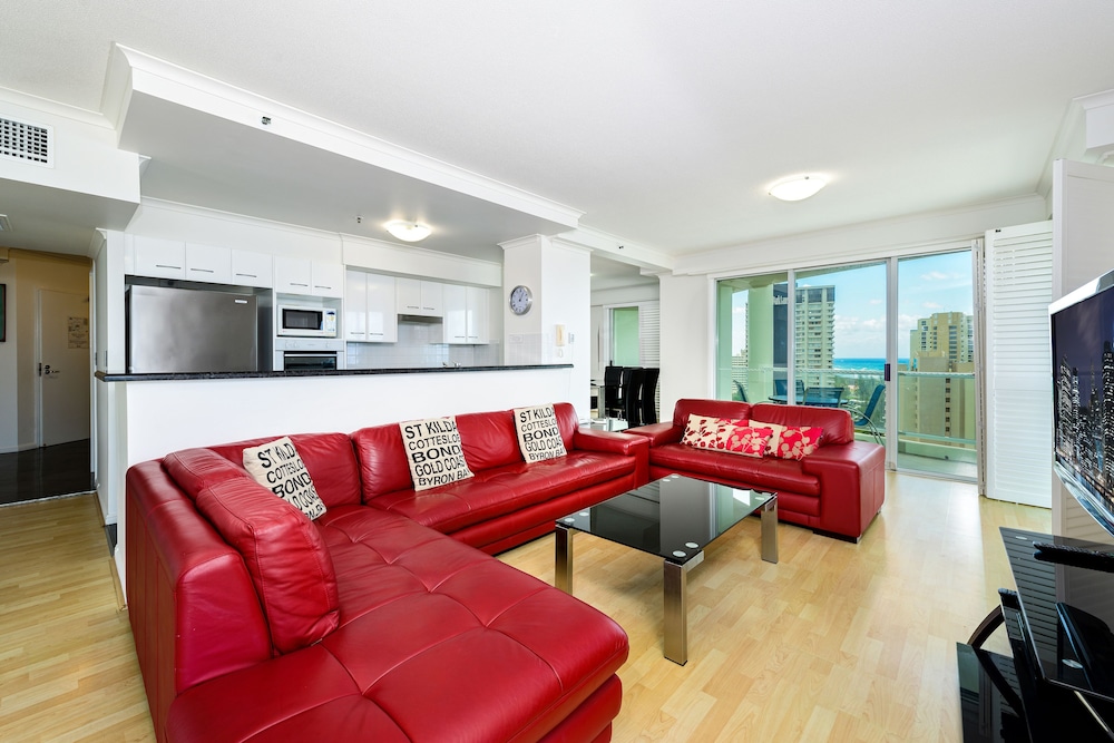 Crest Apartments 43/64
