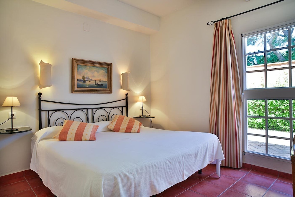 Hotel Madreselva 7/30