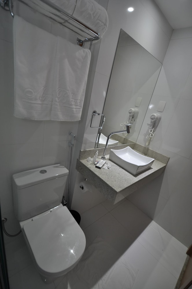 MONT BLANC SUITES DUQUE DE CAXIAS 40/41