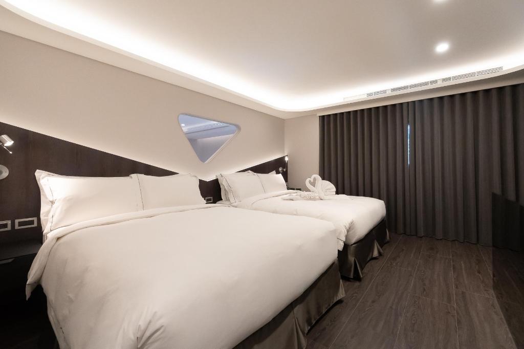 Vip, Deluxe, 2 Double Beds