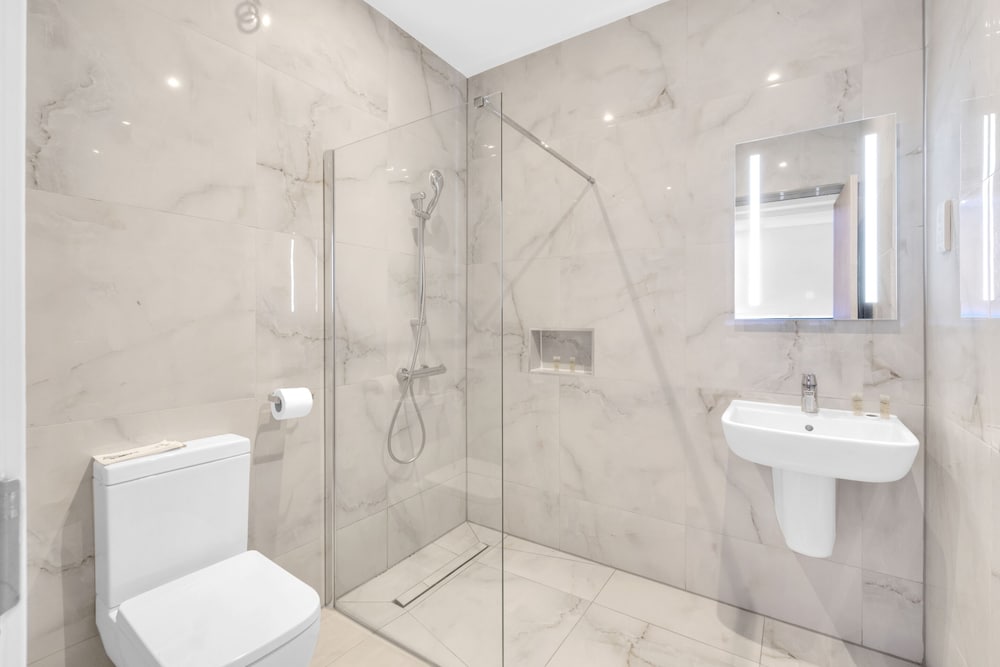 Signature Hotel London 46/50