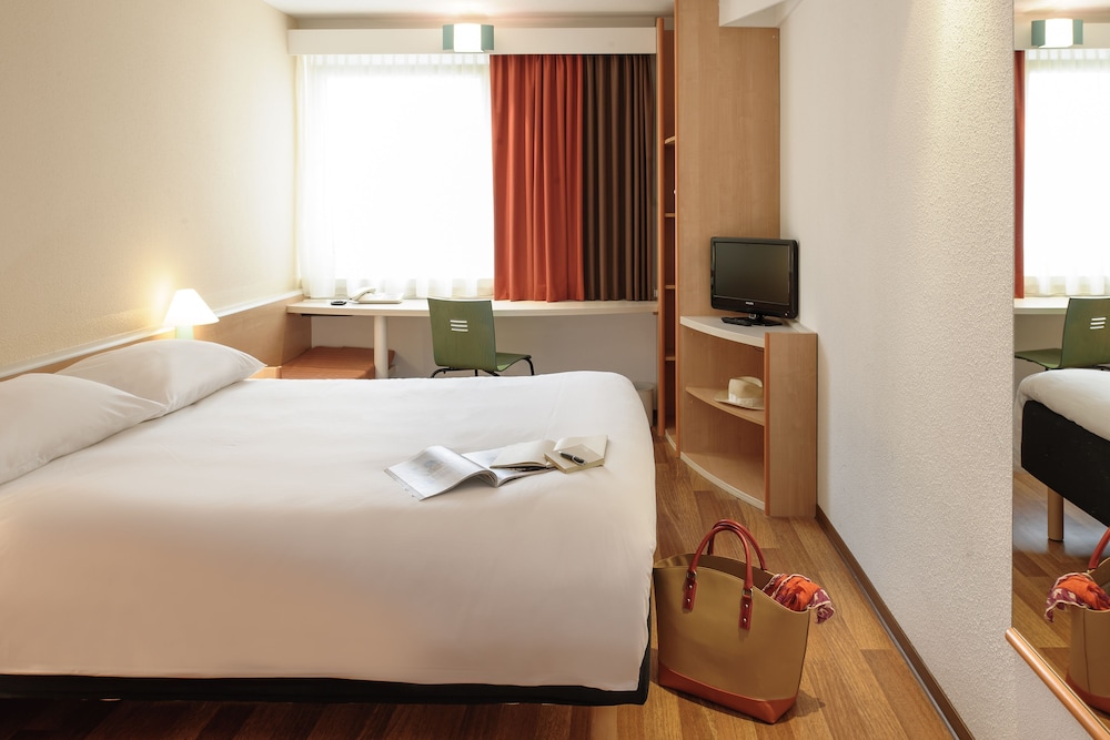 Ibis Stuttgart Centrum 17/62
