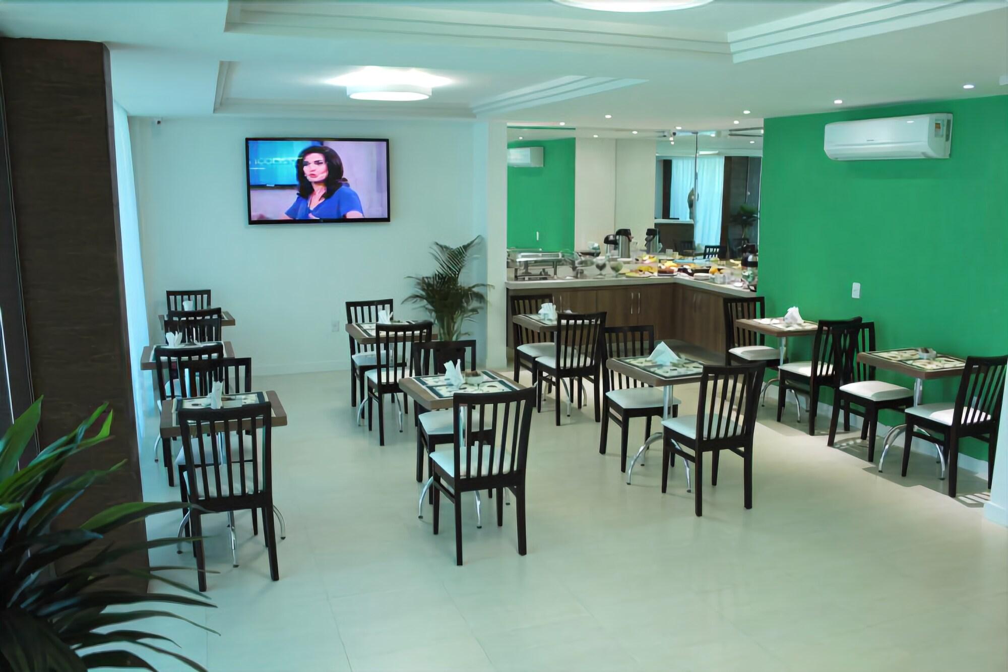 Gaia Suites Macaé 11/14