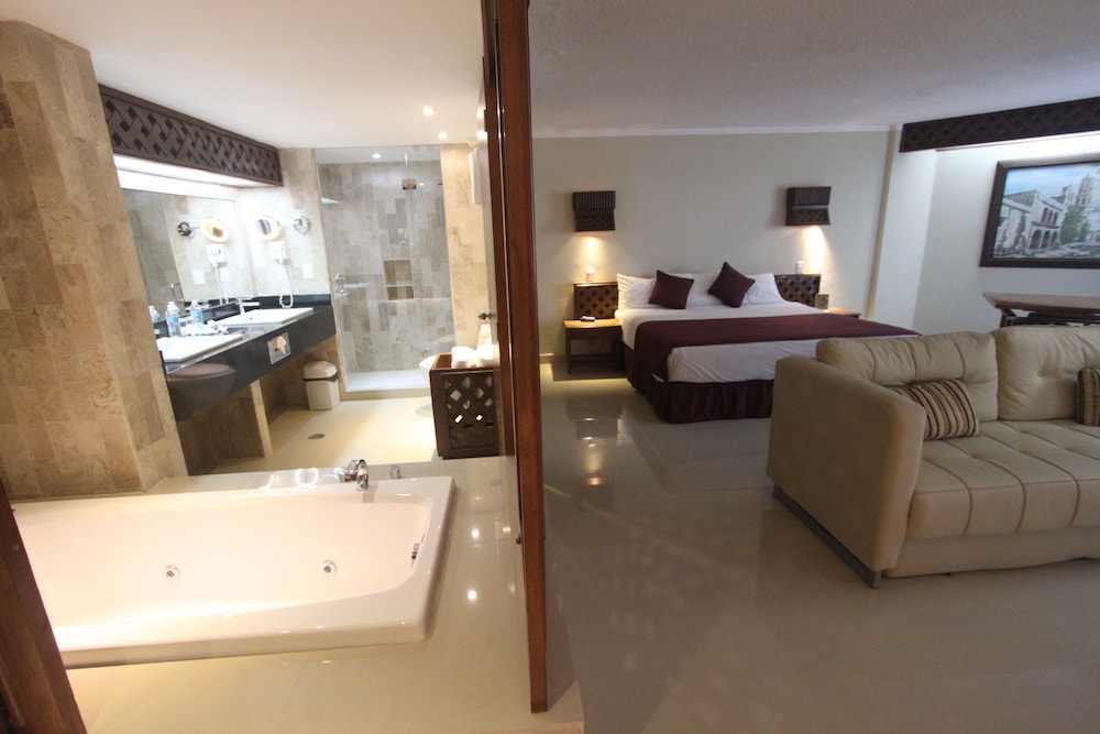 Hotel Plaza Kokai Cancun 42/65