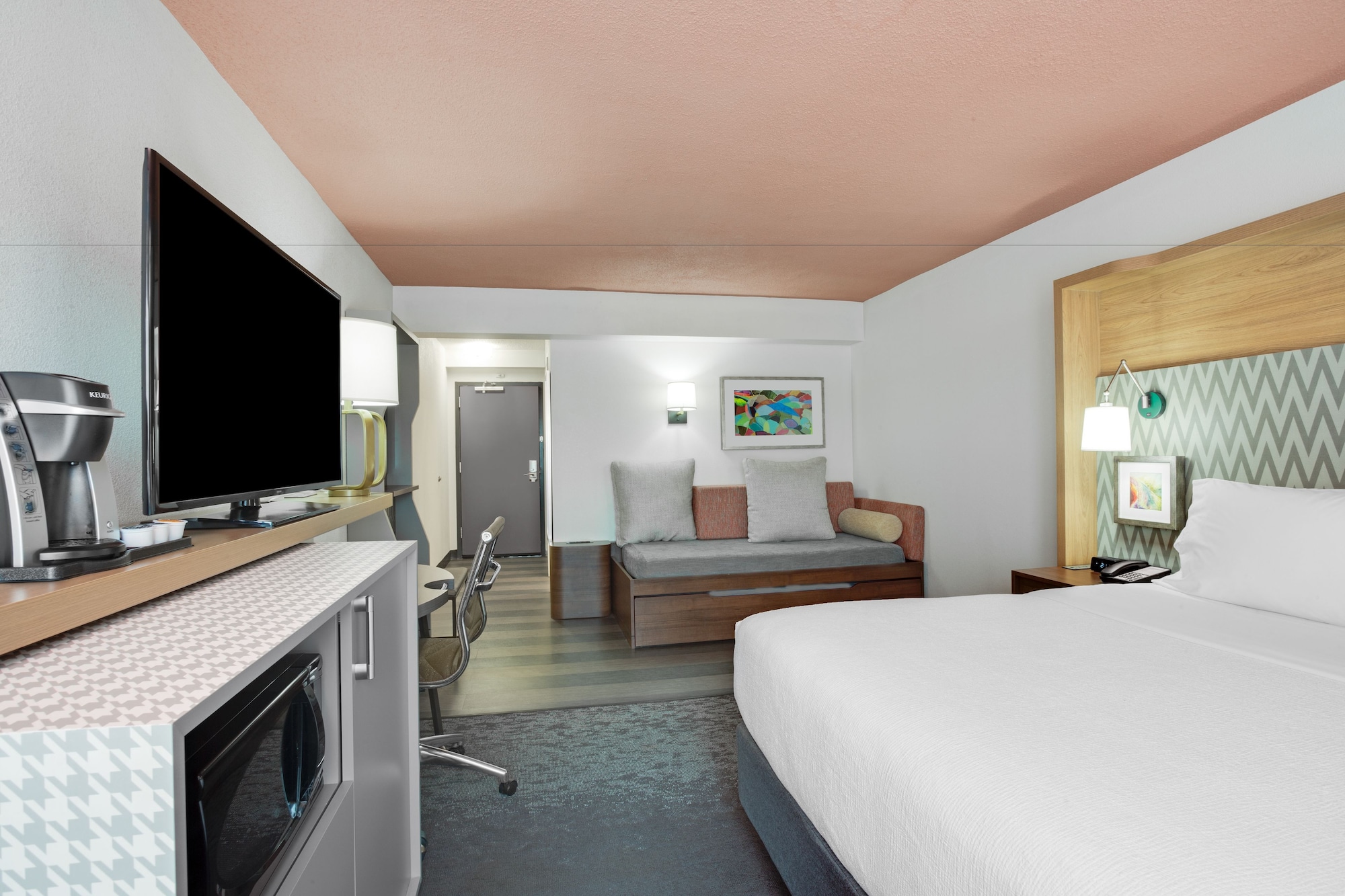 Standard, King Bed, Bath and Shower