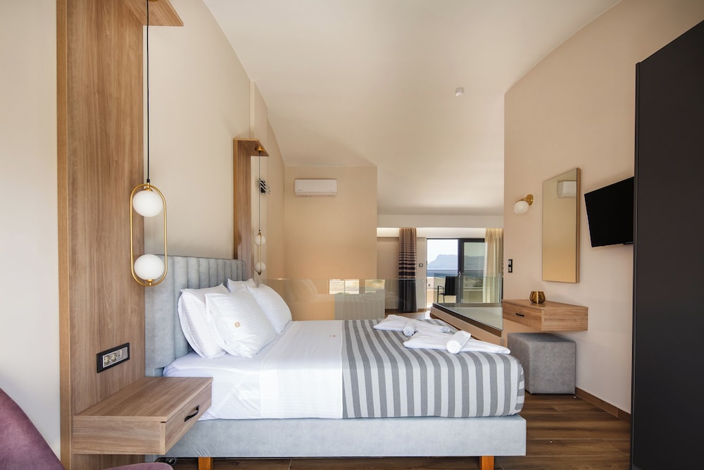 Sapphire Horizon Suites 39/94