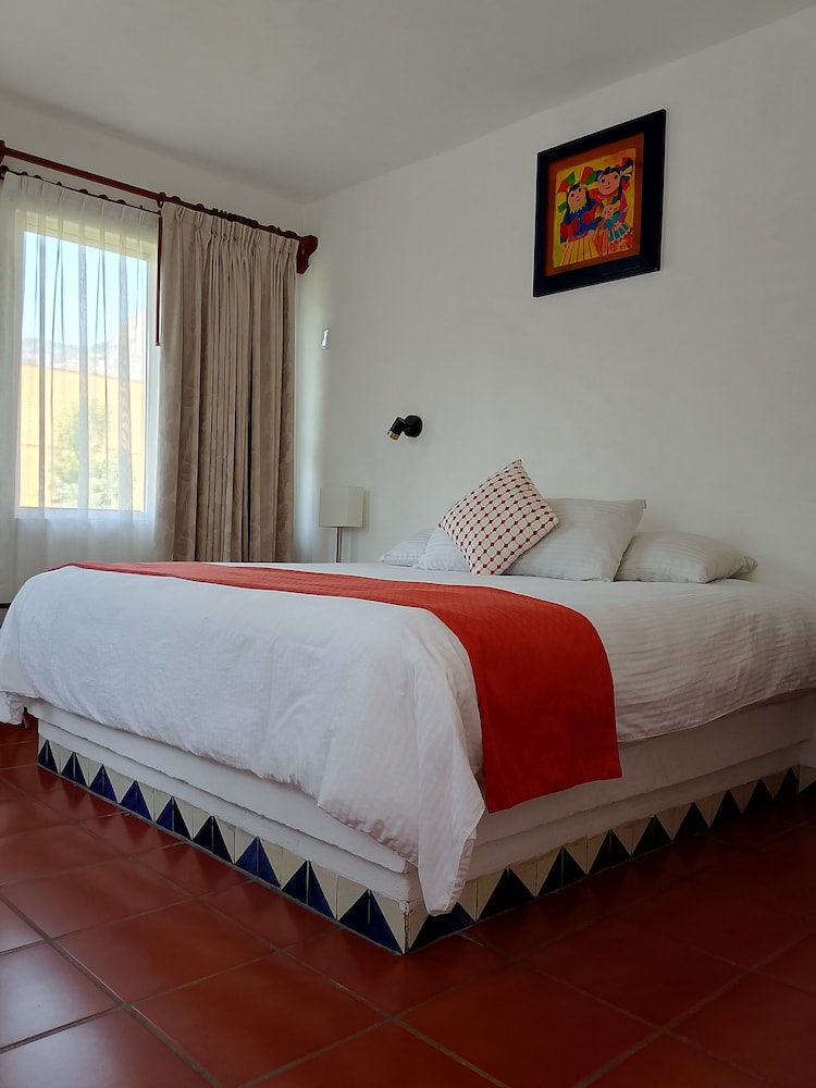 Hotel Real del Valle 6/50
