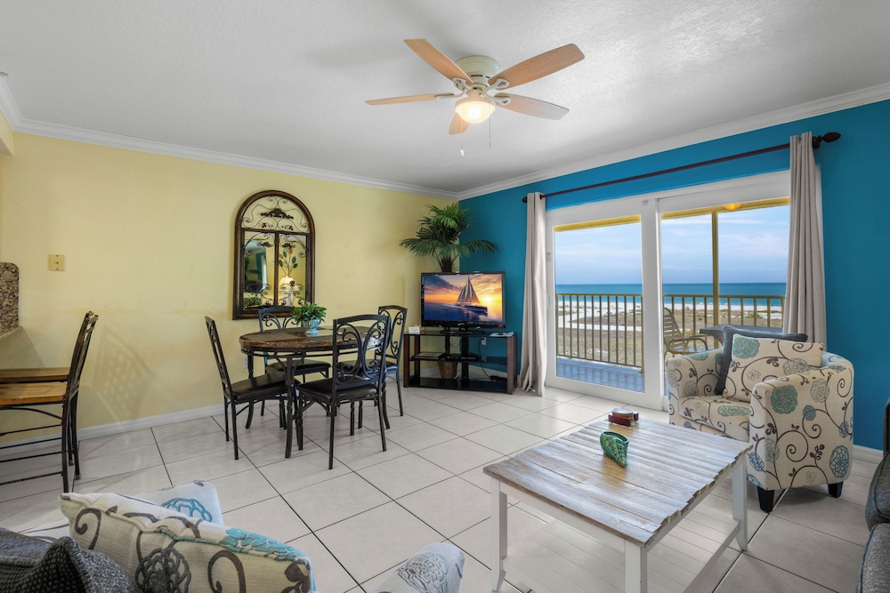 South Beach Condo Hotel 44/50