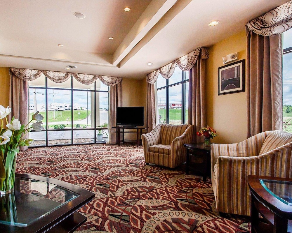 Comfort Suites Jackson Cape Girardeau 43/63