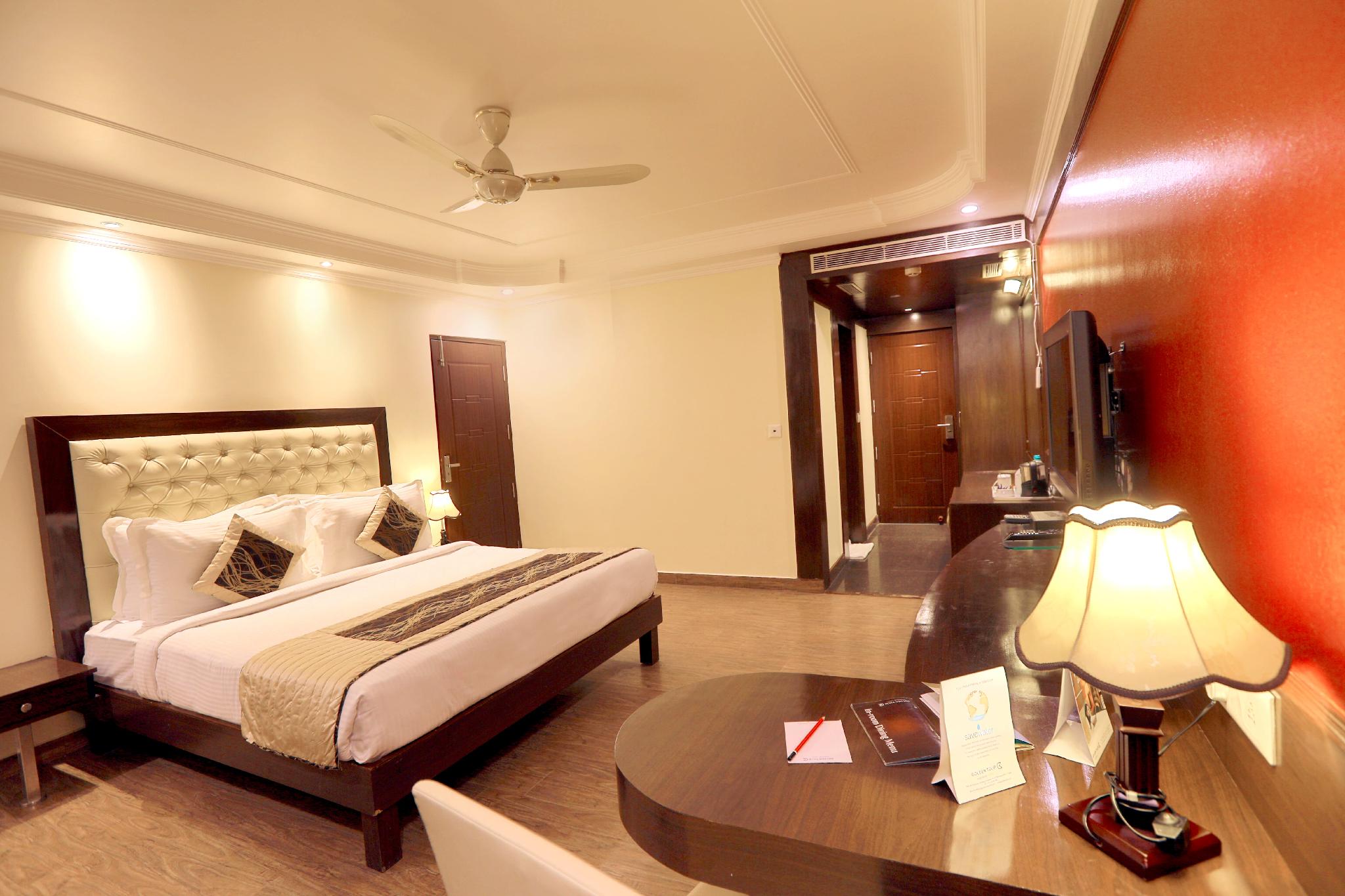 Hazel Suite