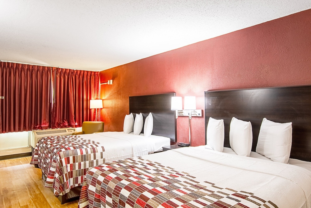 Red Roof Inn & Suites Battle Creek 20/38