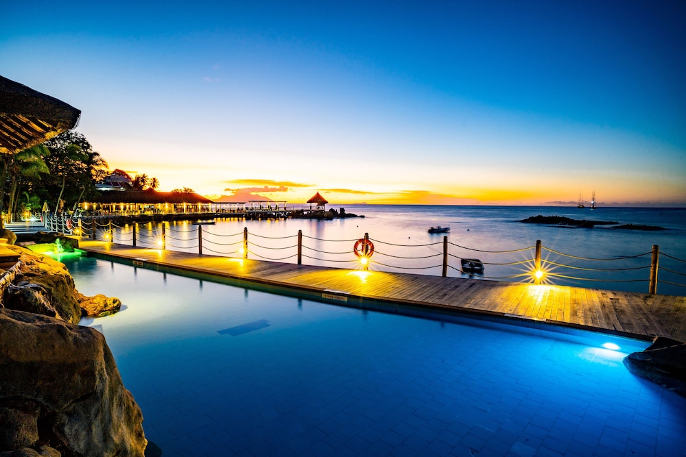 Fishermans Cove Resort 60/71