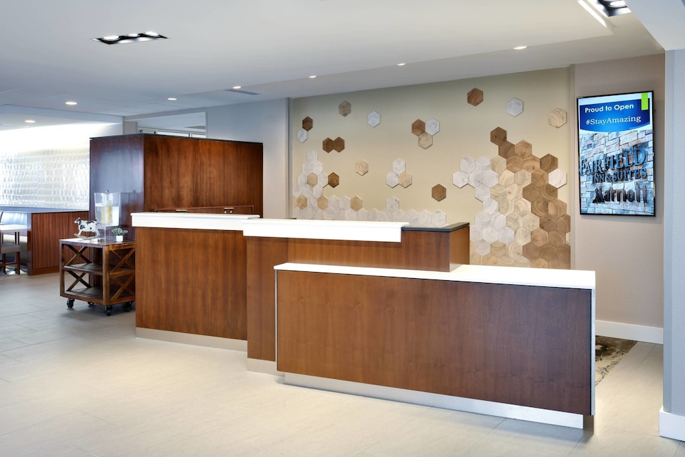Fairfield Inn & Suites by Marriott Springfield North 4/47