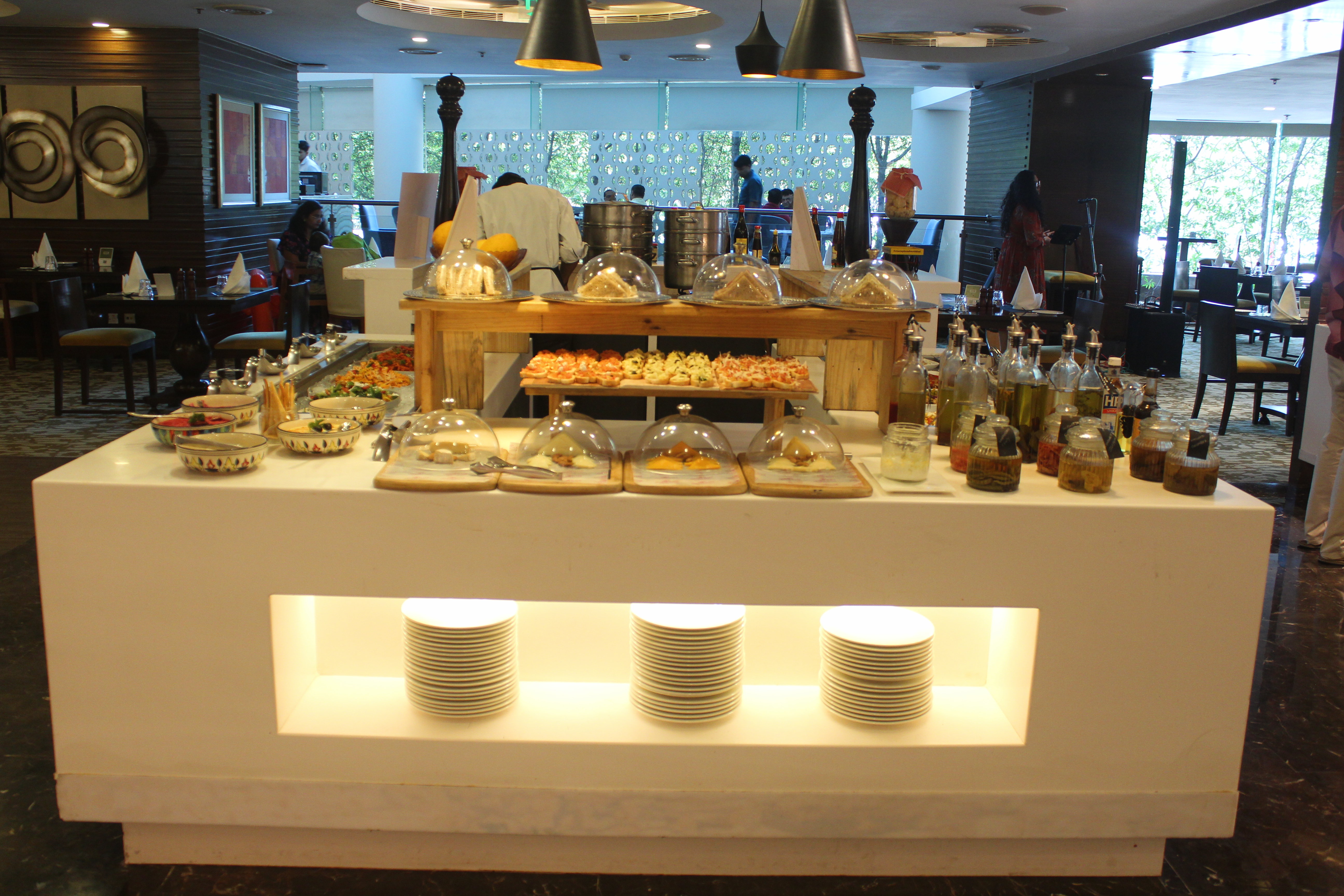 Crowne Plaza Ahmedabad City Centre 57/70