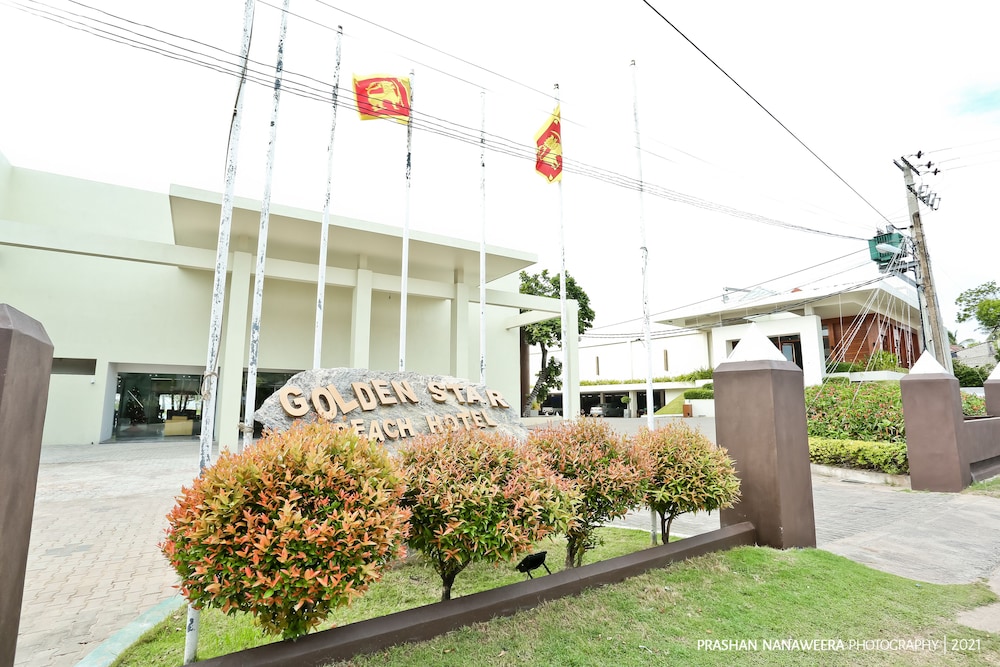 Golden Star Beach 7/48