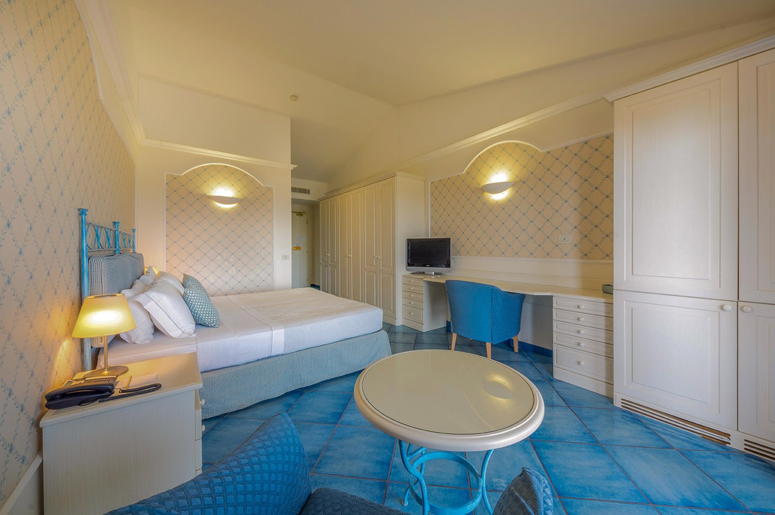 Hotel Santa Gilla 21/66