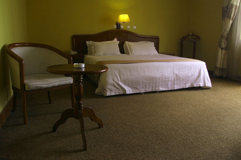 Damu Hotel 20/35