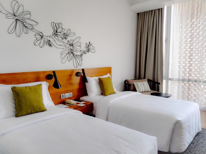 Deluxe, Double or Twin Bed