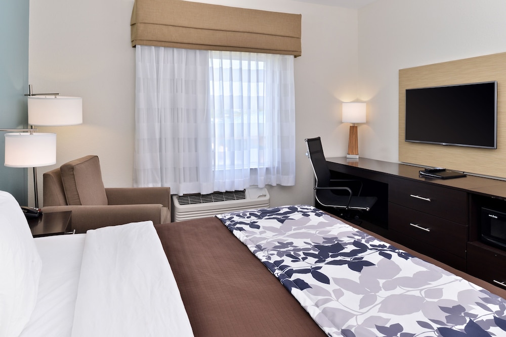 Sleep Inn & Suites Meridian - Bonita Lakes 12/39