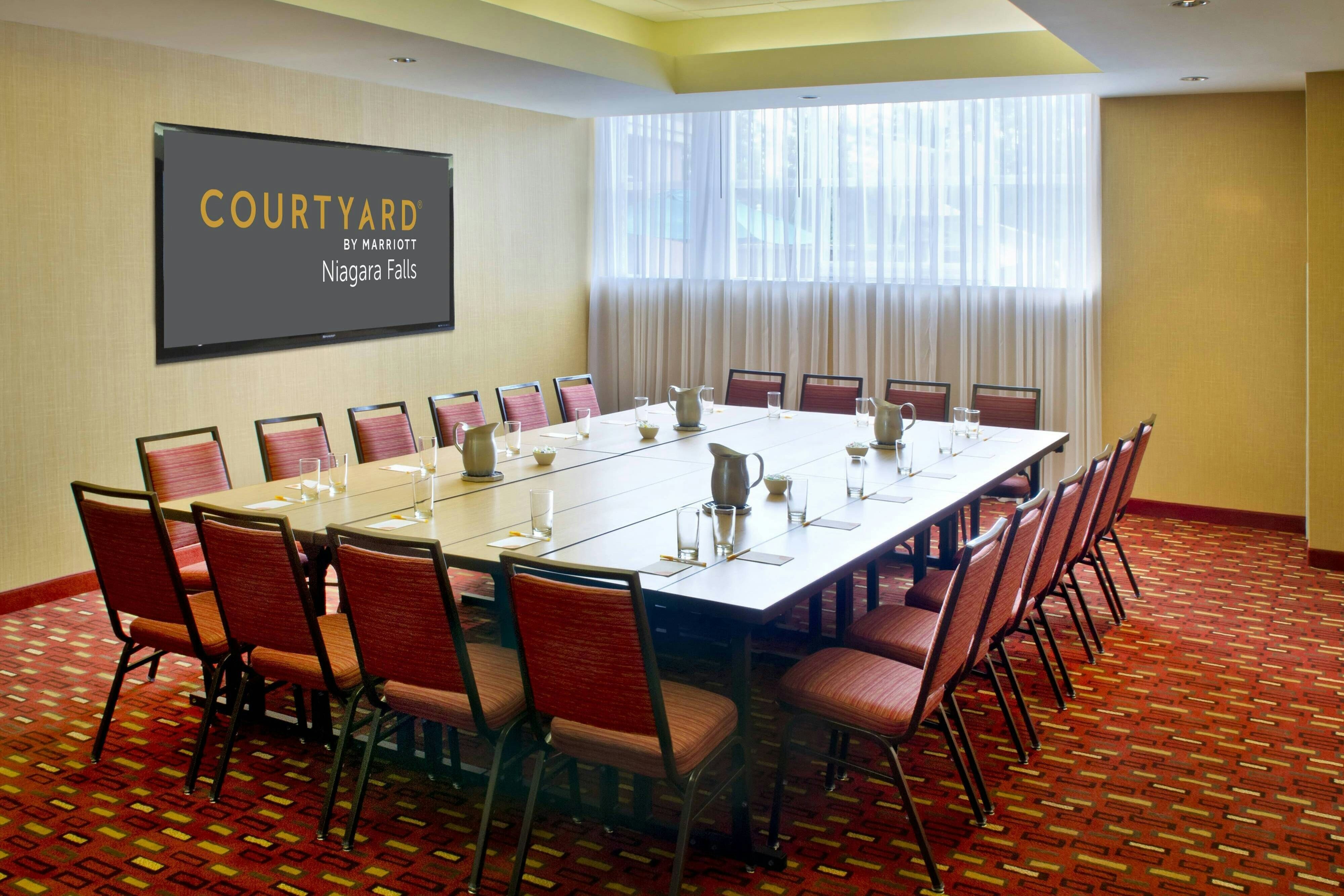 Courtyard By Marriott Niagara Falls 37/39