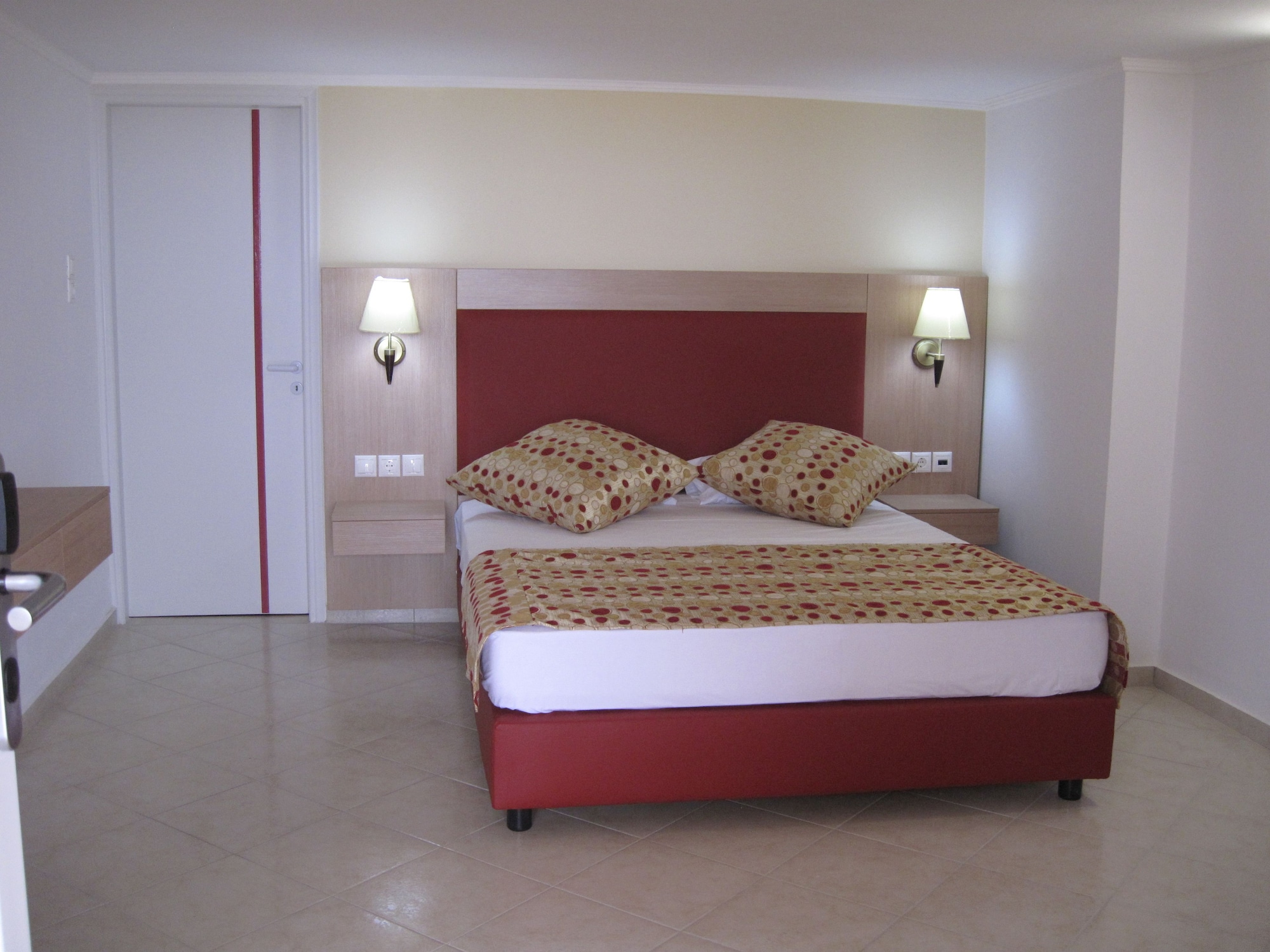 Lovenest, Studio, Queen Bed، Villa Medusa 3/8