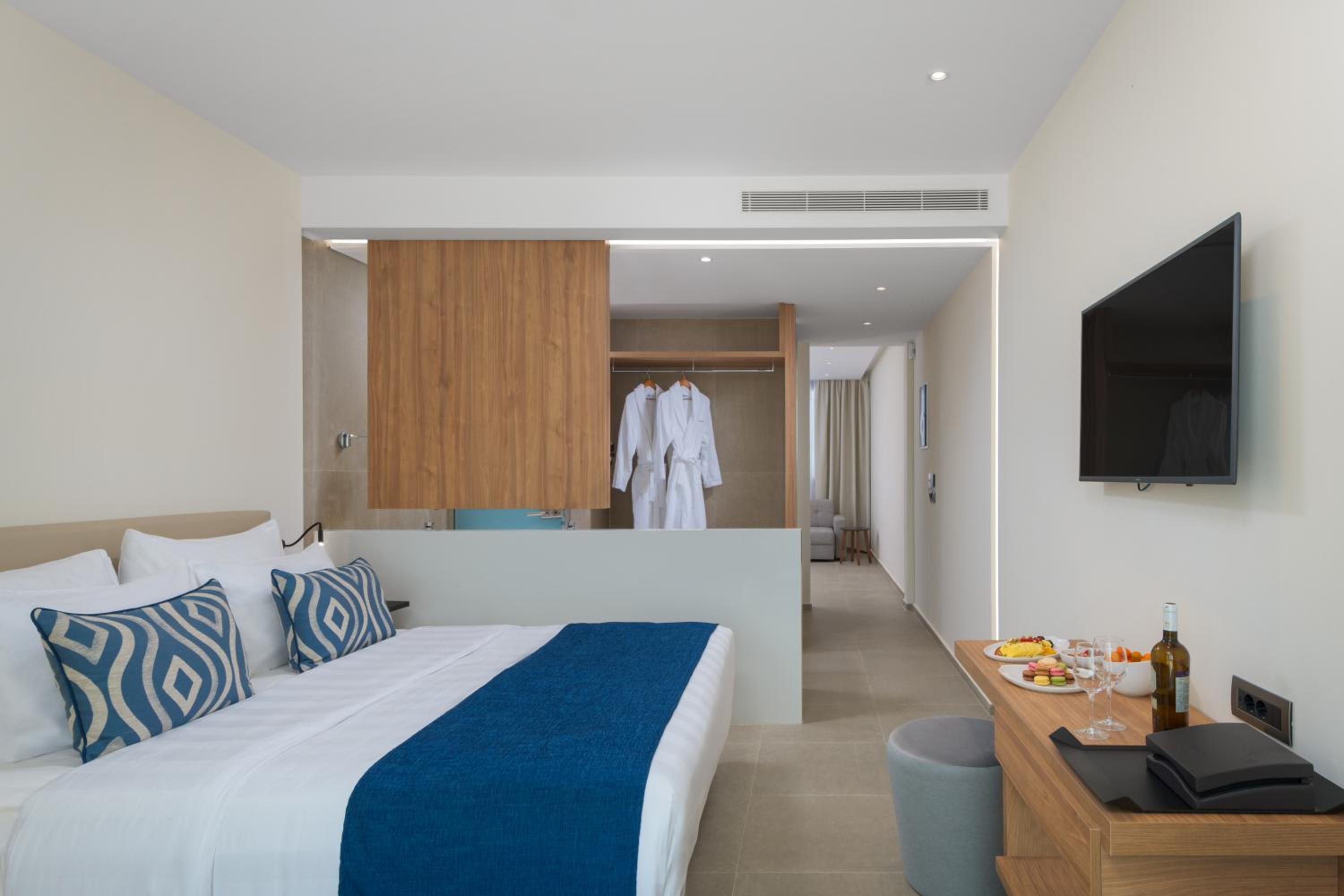 Suite, Sea View, Sofa, Private Pool