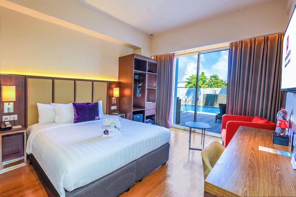 PREMIER PLACE HOTEL 17/61