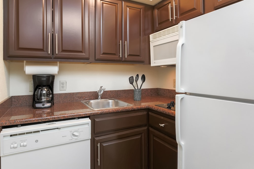 Staybridge Suites Philadelphia-Mt. Laurel 20/50