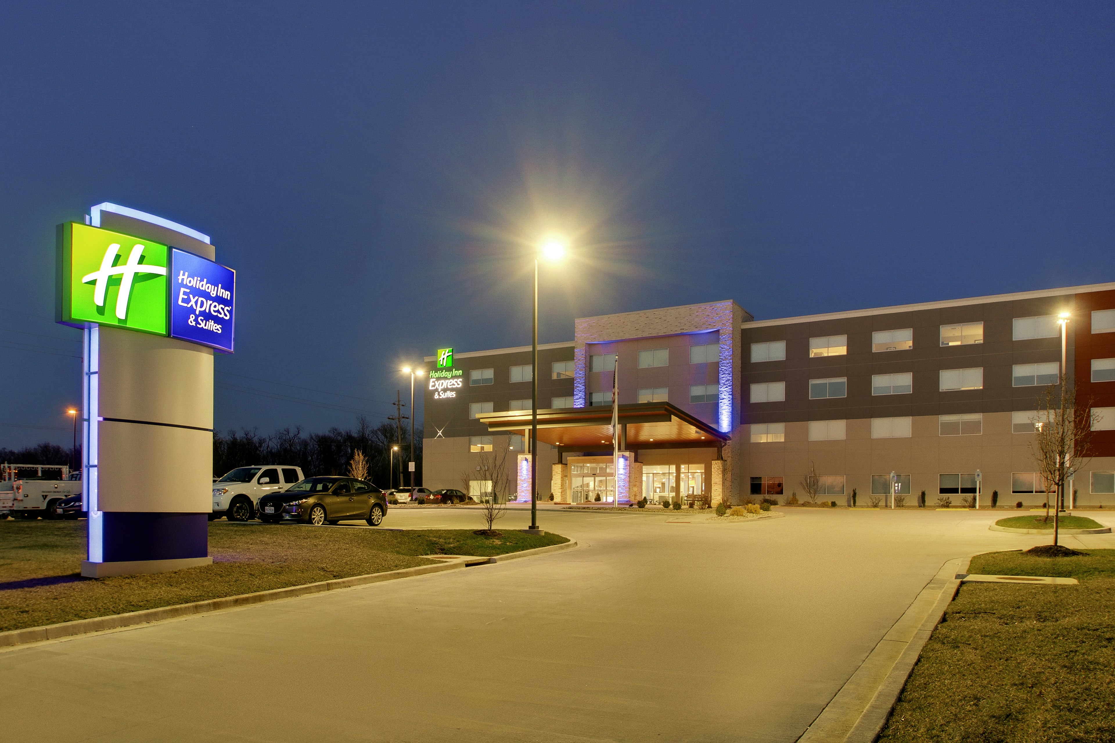 Holiday Inn Express Suites Mount Vernon 57/57