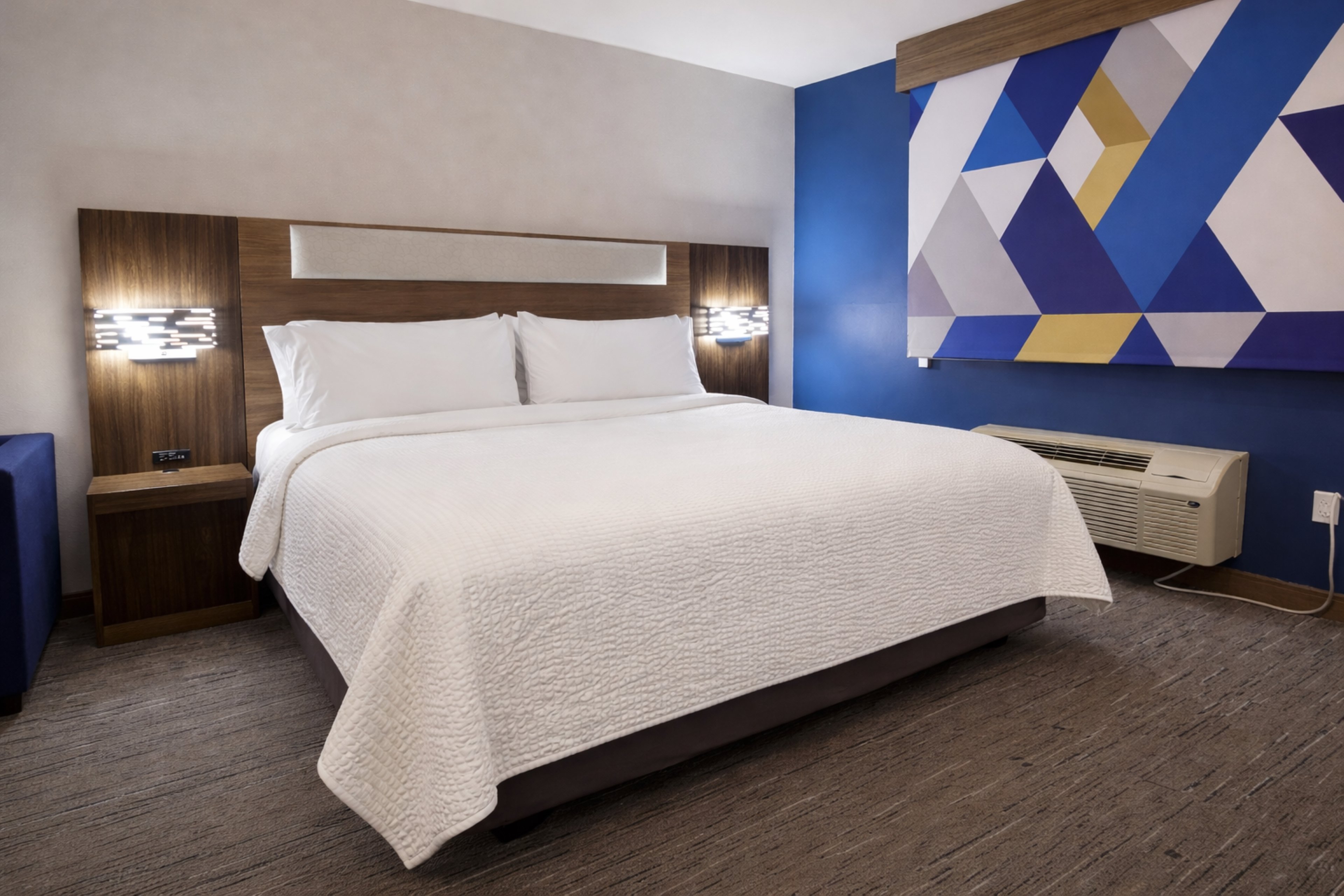 Holiday Inn Express & Suites Pierre-Fort Pierre 15/50