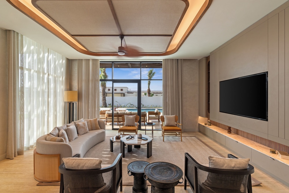 ريكسوس مورجانا(Rixos Murjana) 32/48