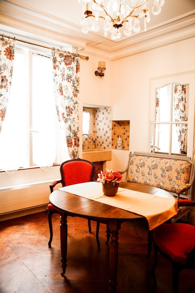 Le Petit Tertre - Chambres D'hotes 41/65