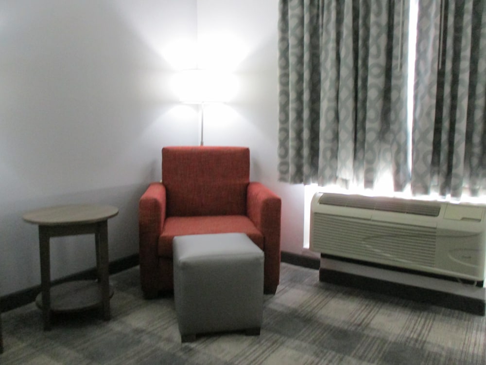 Best Western Plus Philadelphia-Choctaw Hotel and Suites 14/27