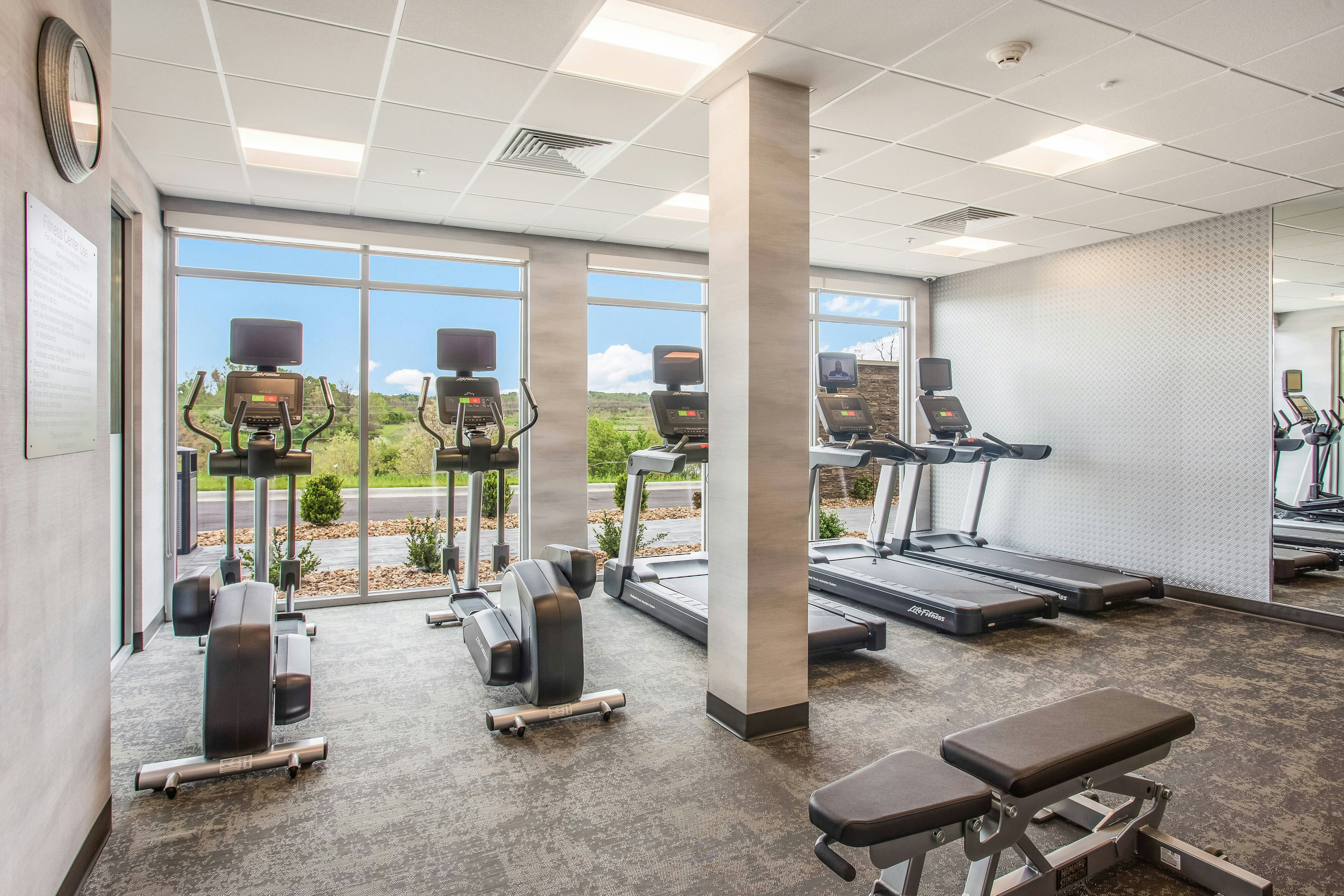 Fairfield Inn & Suites by Marriott Rolla 26/46