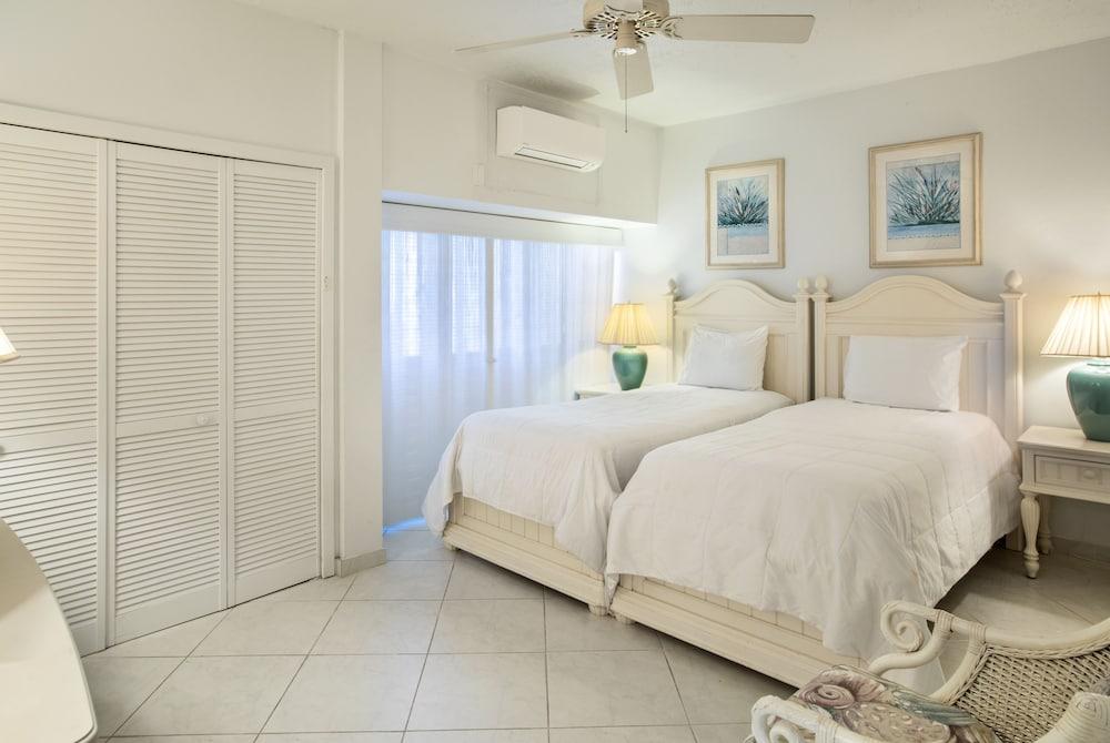 2 Bedrooms, Condo, 2 King Beds, Hill Side
