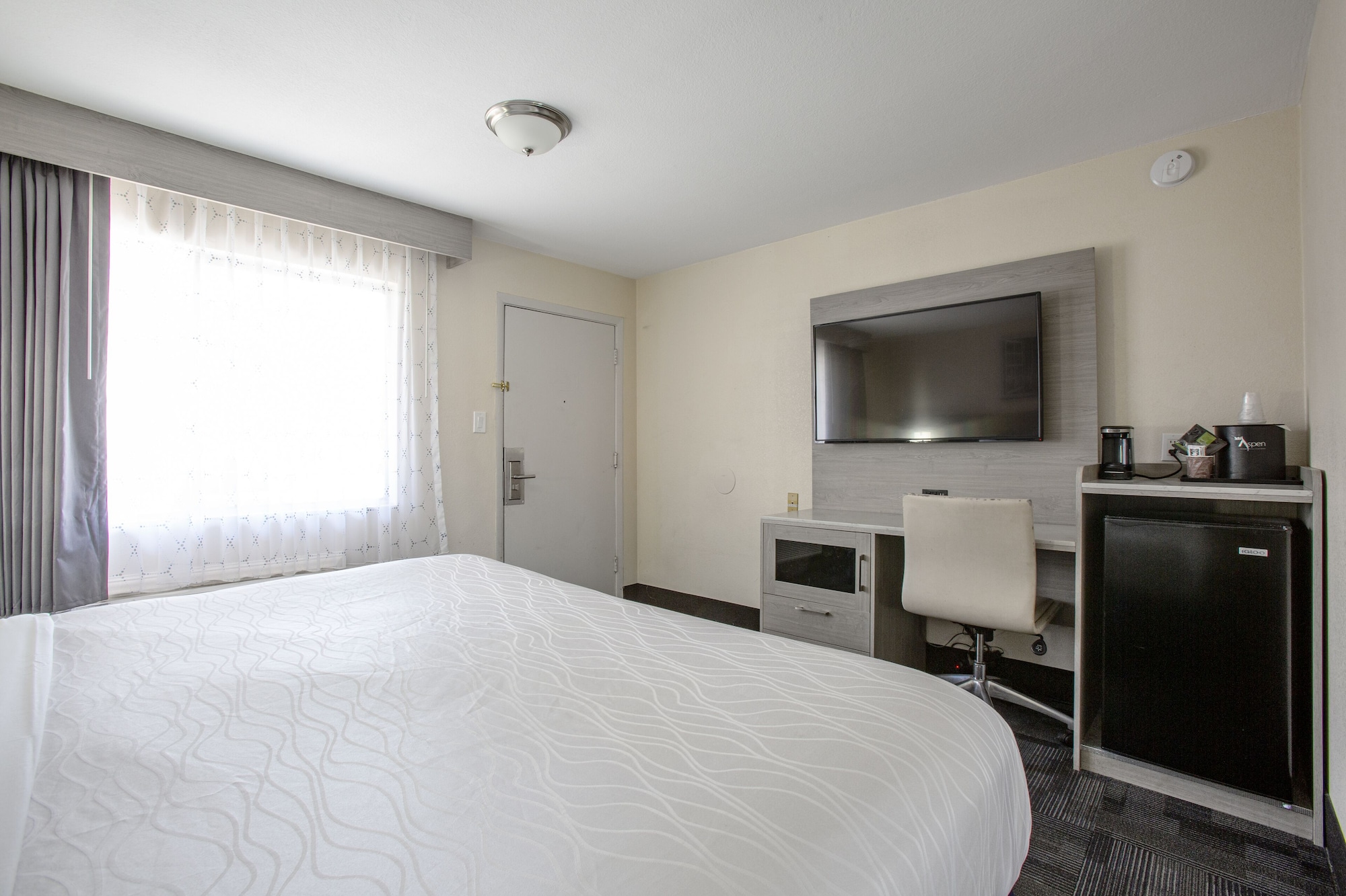 ROOM, 2 KING BEDS