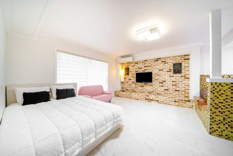 Murphy Bed
