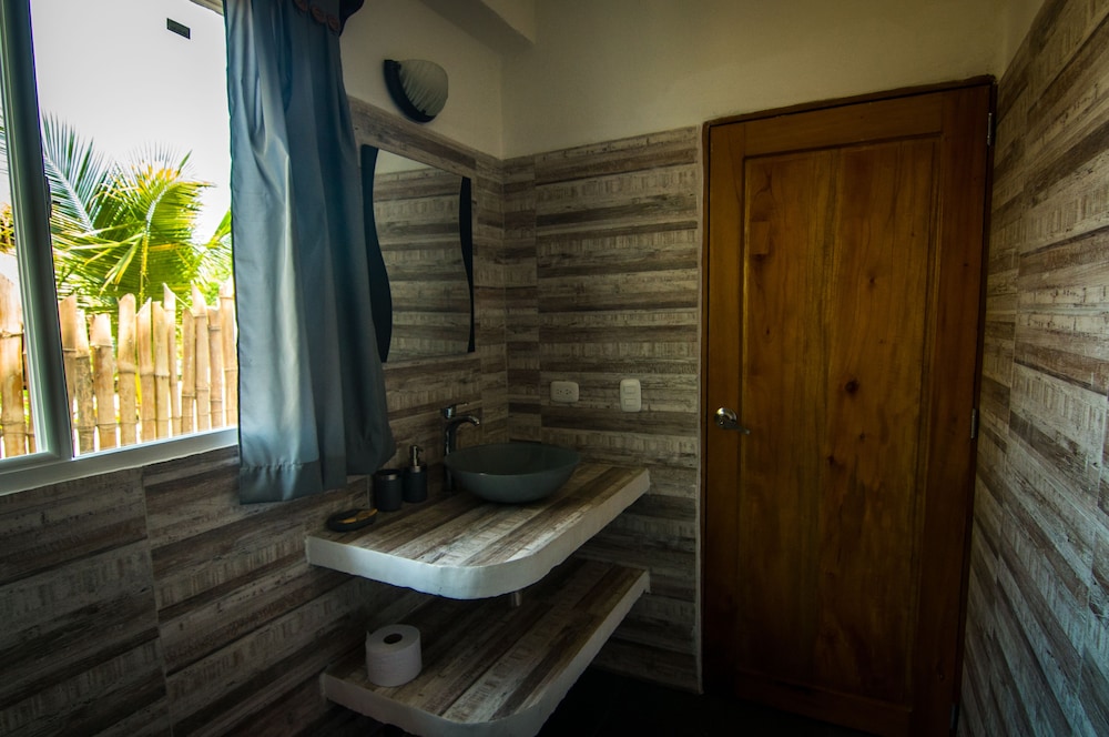 Primaluna Beach Hostel 49/50