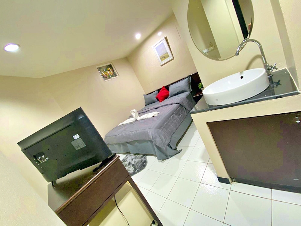 CheQinn Beds Sukhumvit 4 25/25