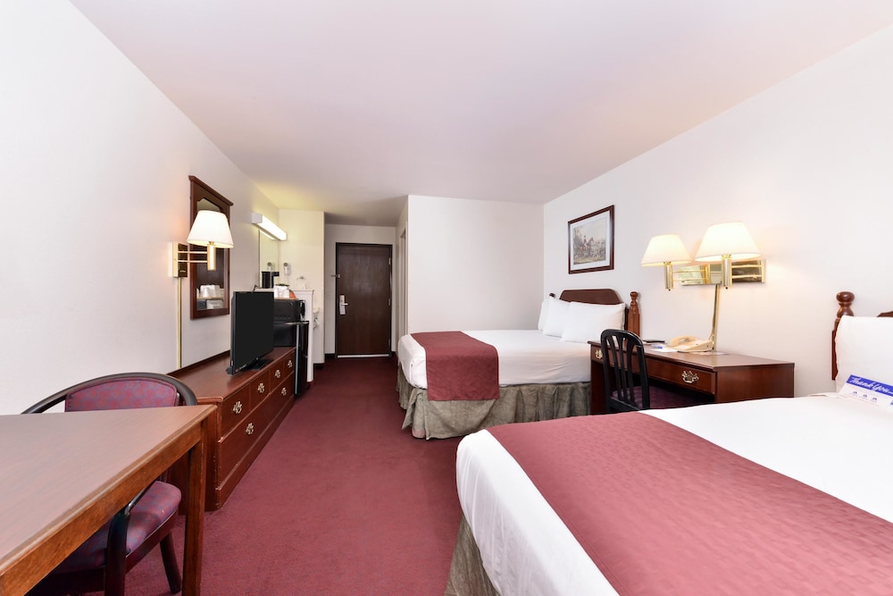 Americas Best Value Inn Somerville, TX 15/52